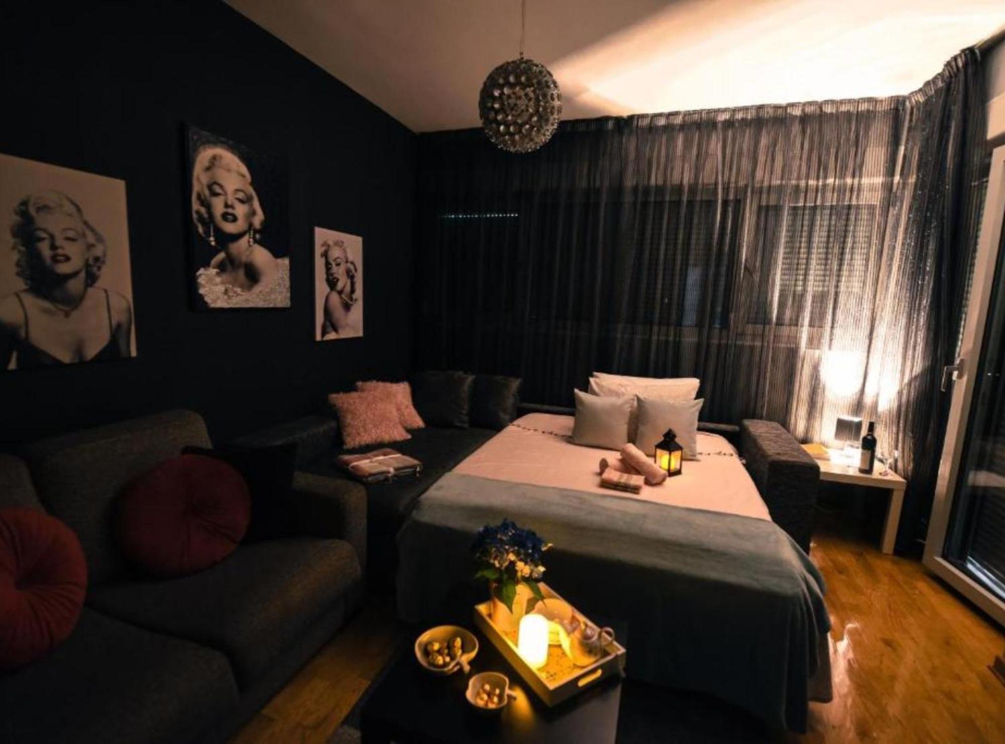 Chic Retreat